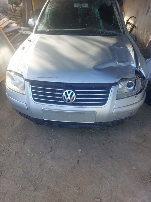 De vanzare pe piese!