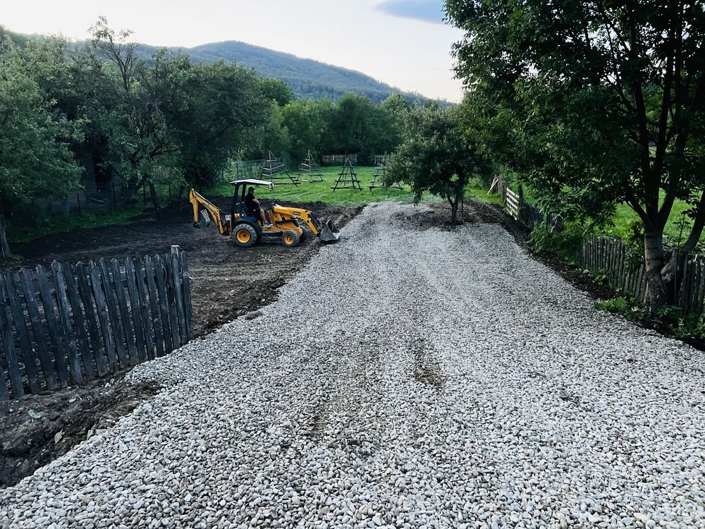 Teren 1000 mp  valea doftanei traisteni