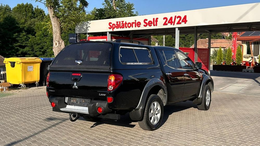 Vând Mitsubishi l200 Impecabil!