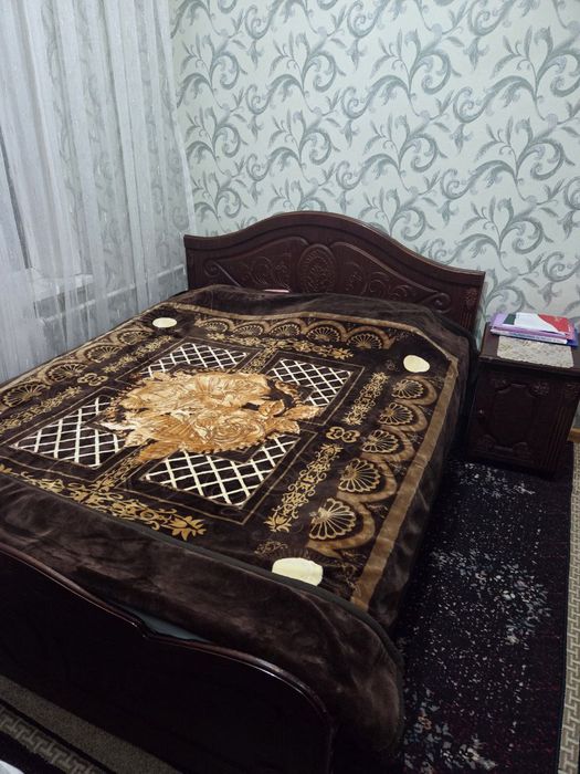 Uy jihozlari mebellari sotiladi