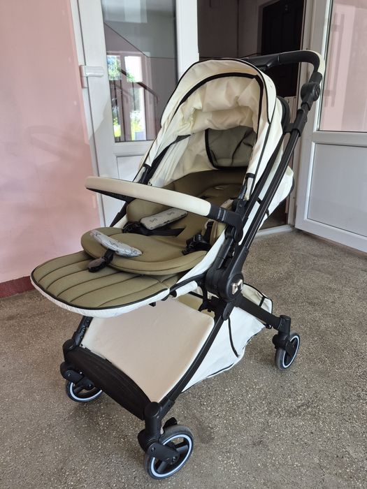Carucior sport nou Dear Mom cu maner reversibil si pozitie de somn