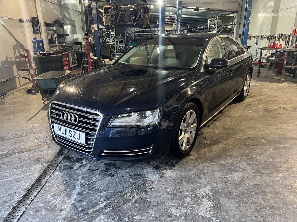 Injector/Injectoare/Kit injectie Audi A8 D4 3.0 Tdi