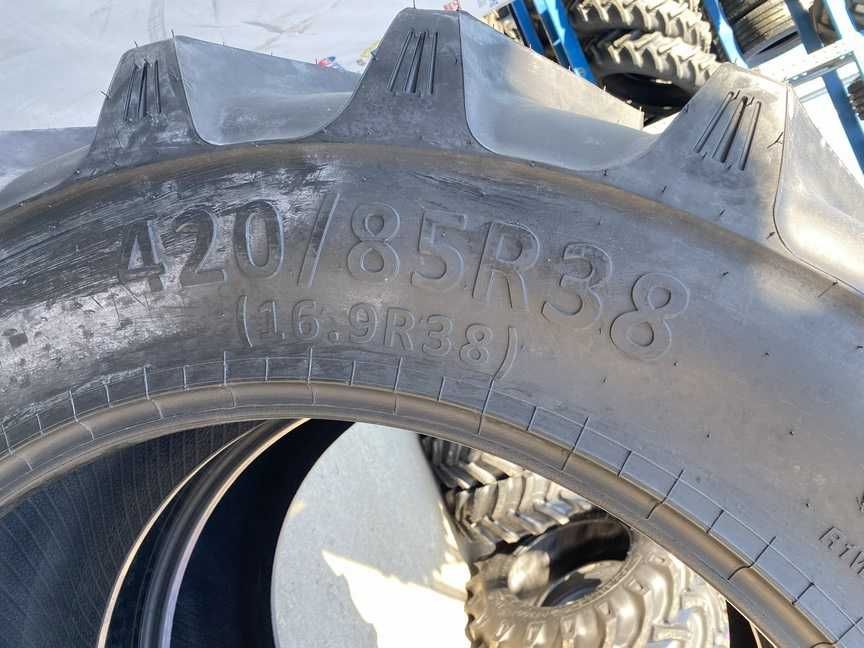 Anvelope radiale 420/85R38 pentru tractor spate noi marca GRI