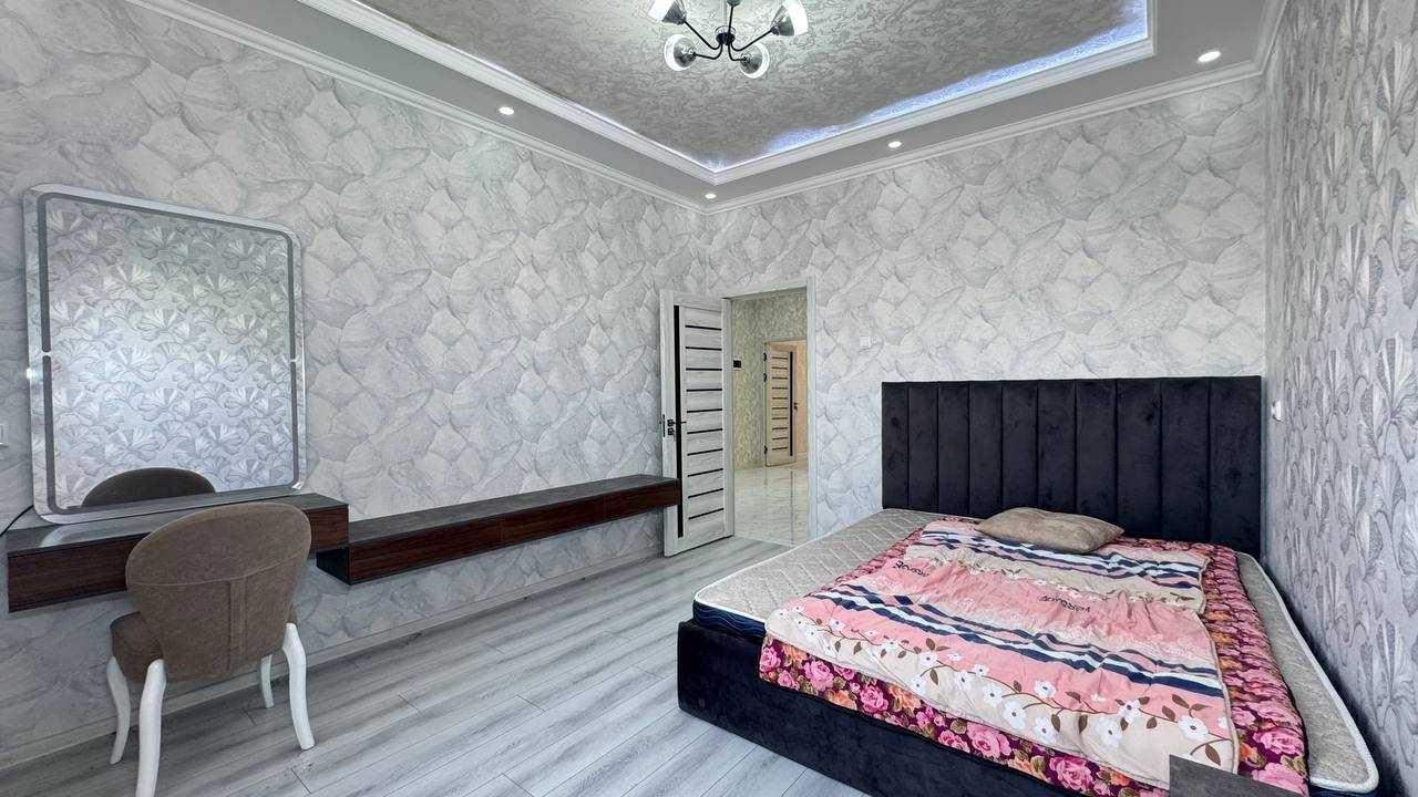 Фрунзиский Азия мехмонхонаси. 3-xona Yevro ID: 1160