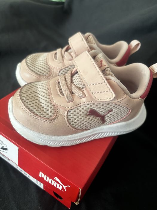 Pantofi puma marimea 21