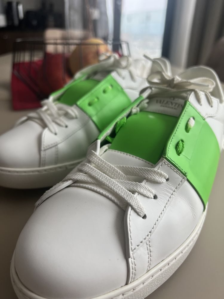 Маратонки Valentino
