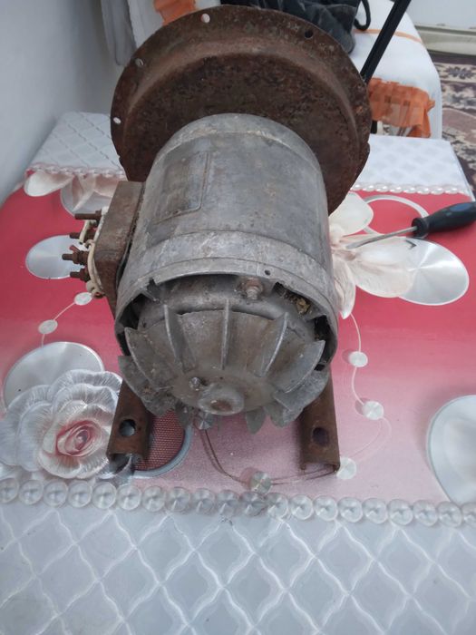 Motor pentru forja,polizor,etc