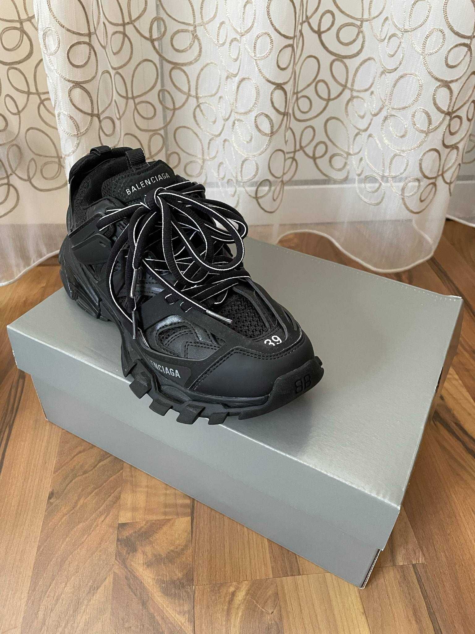 Balenciaga Track 39 номер