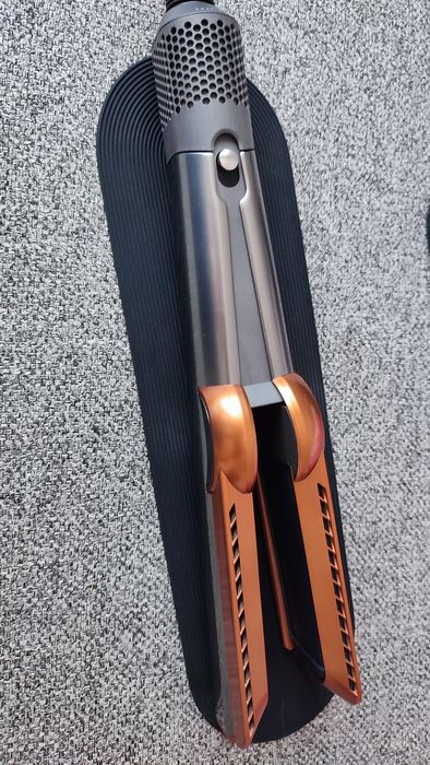 Aparat de indreptat parul Dyson HT01 Airstrait™ (Nichel/Cupru)