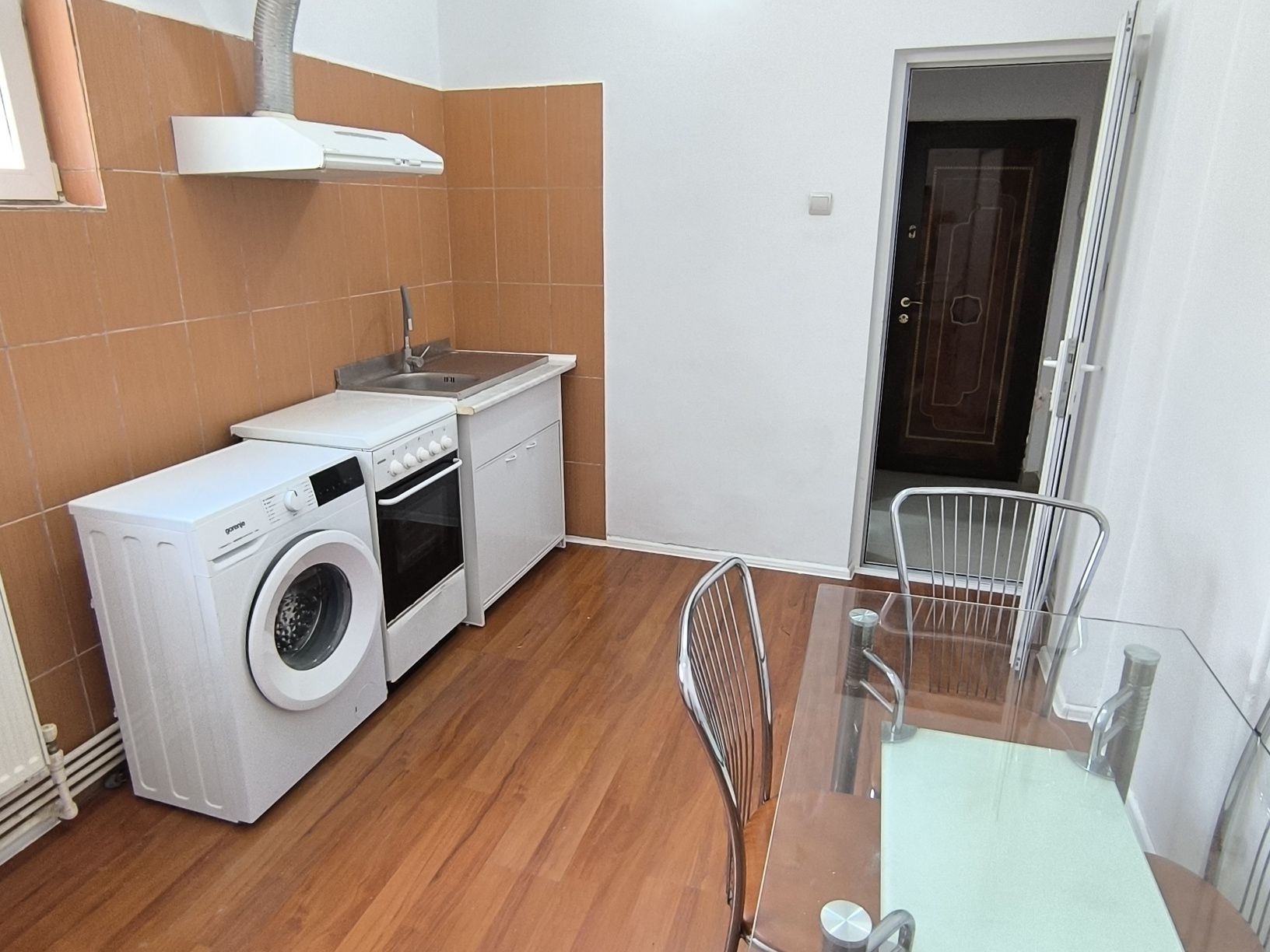 Ap spațios, ultra-central, stradal