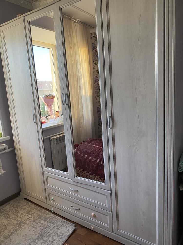 Продам шкаф отличного качества