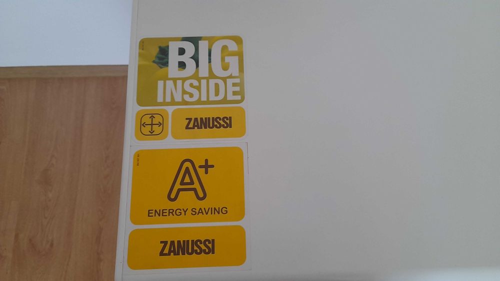 Lada frigorifica 400 l Zanussi