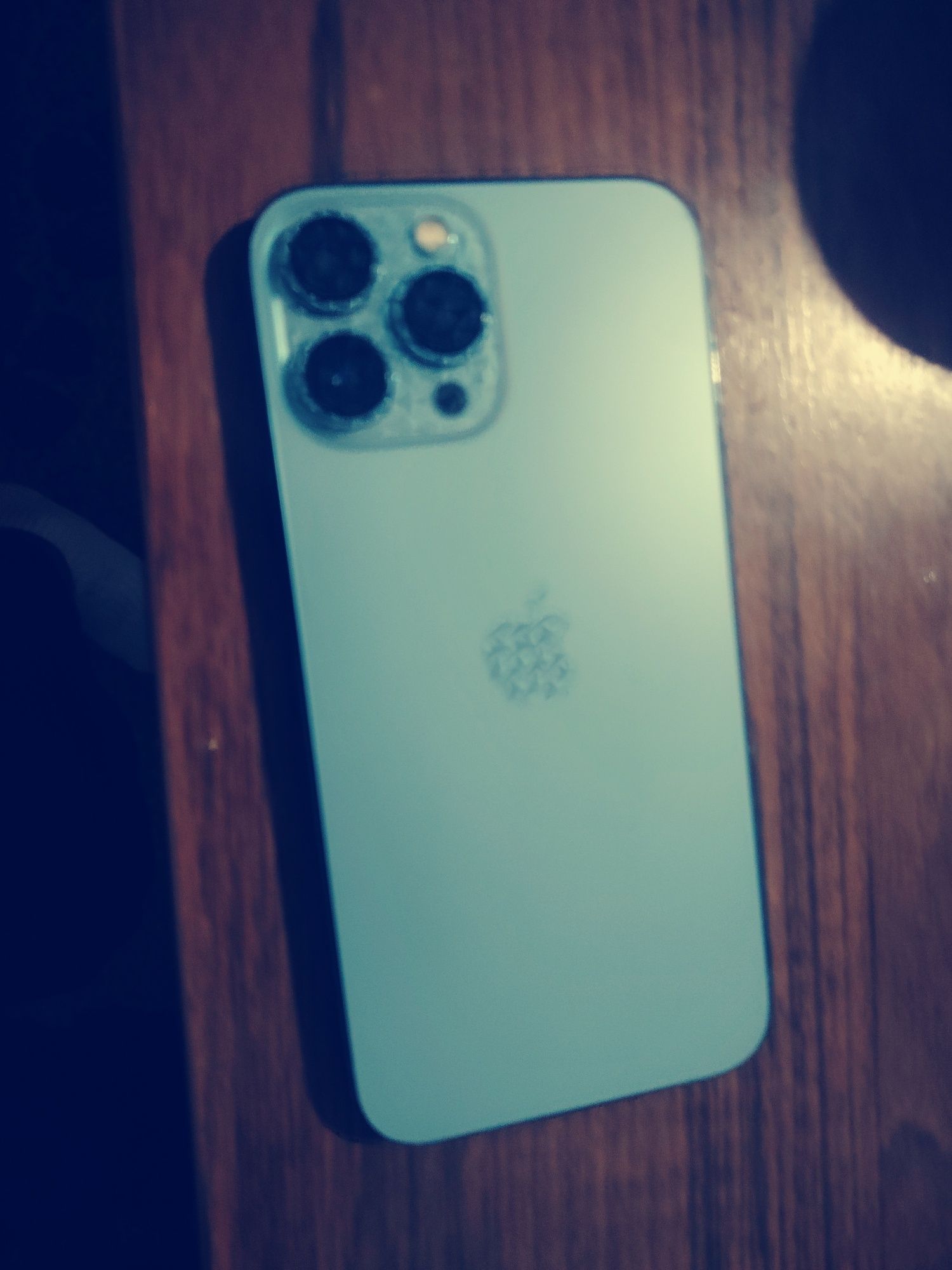 Iphone 13 pro max 256gb в идеальном состоянии
