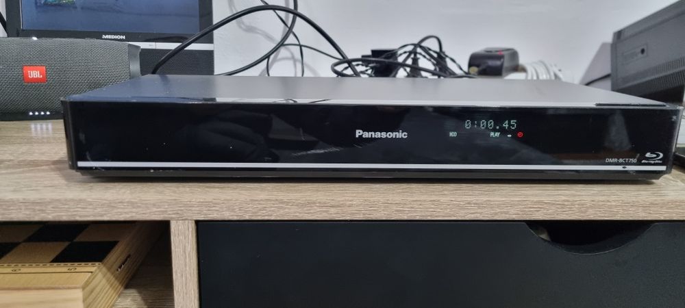 Dvd recorder blu ray Panasonic cu hdd 500 gb