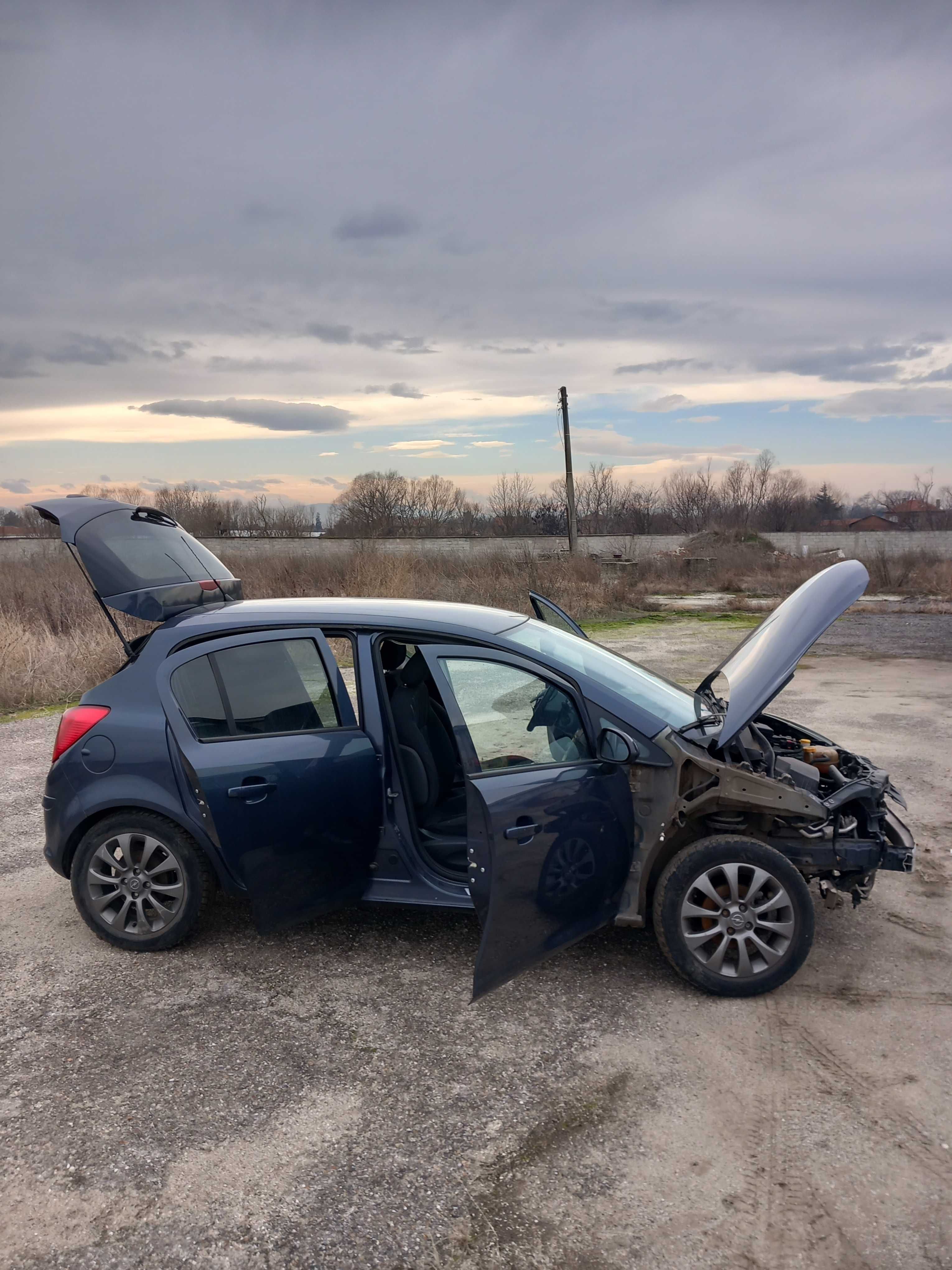 Опел Корса Д 1,2 бензин 2010 /Opel Corsa D 1,2 A12XER blue на части