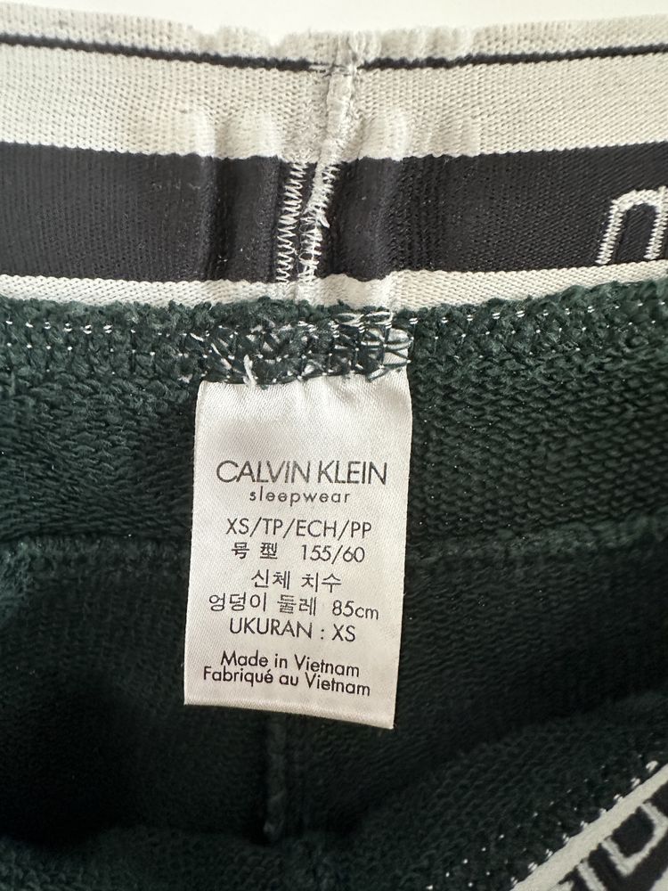 Trening Calvin Klein