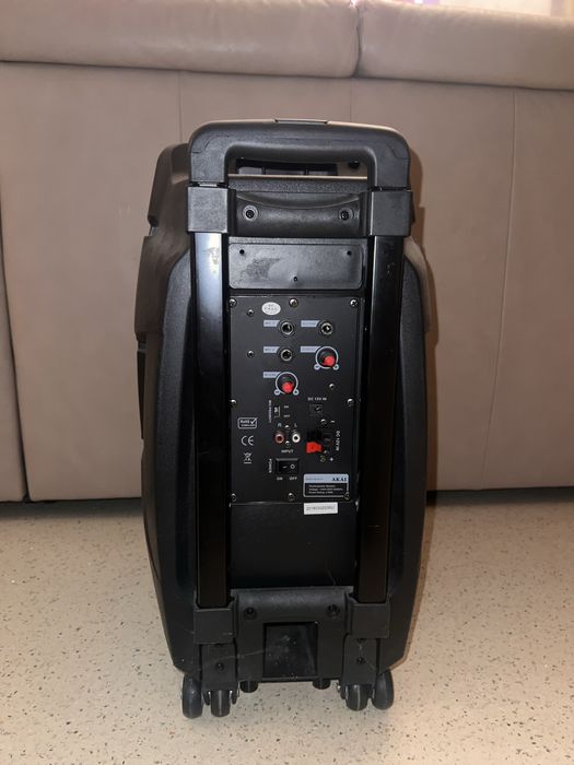 boxa akai mare portabila