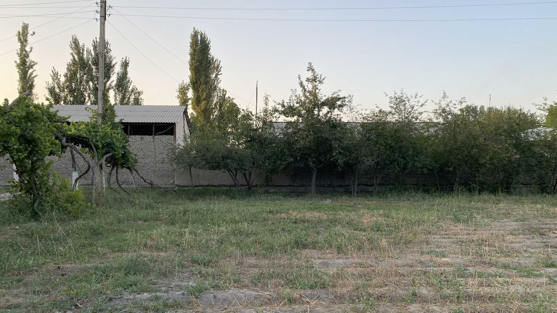 16 sotixli katta hovli, Rishton Avazboyda sotuvda!