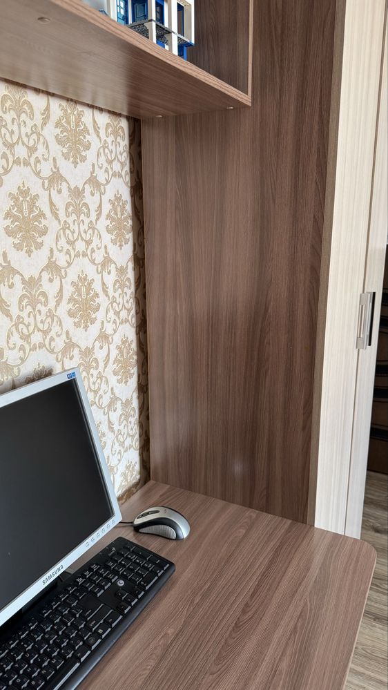 Шкаф в отличном состоянии