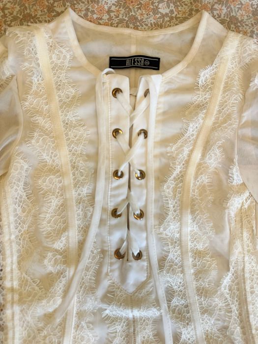 Alessa боди с дантела