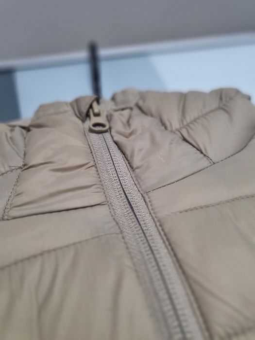 Geaca matlasata bej H&M