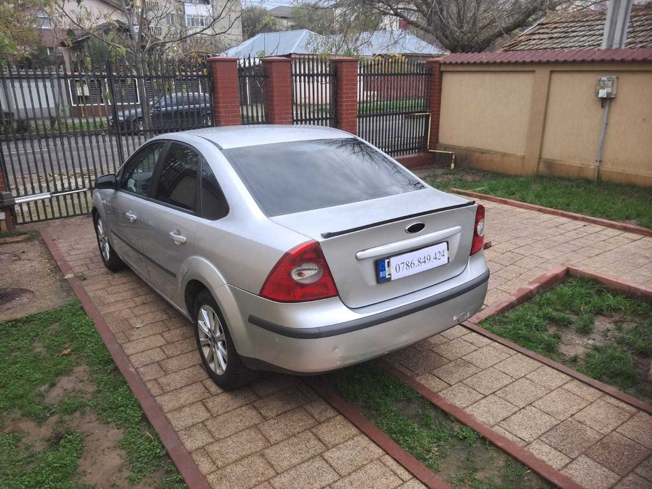 Vând Ford Focus 1.8Tdci