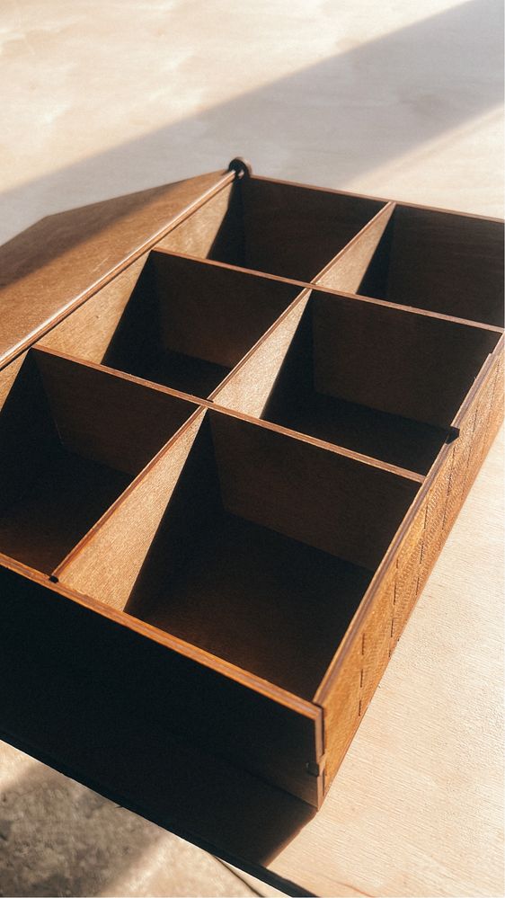 Подарочные деревянные коробки , сувениры из дерева  c гравировкой