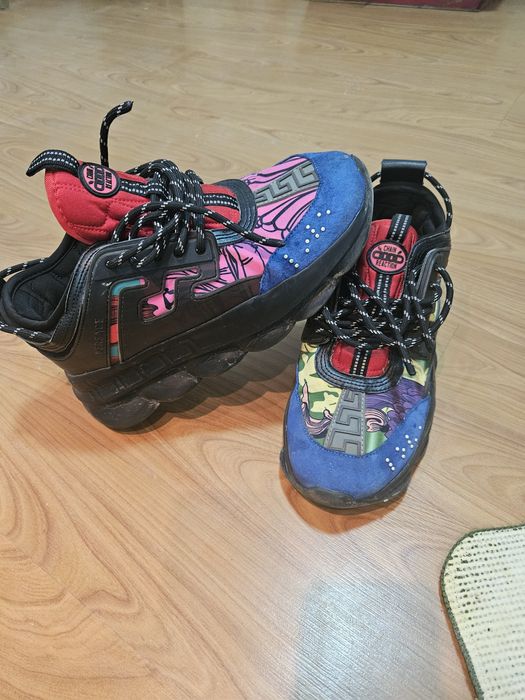 Adidasi Versac in stare foarte buna