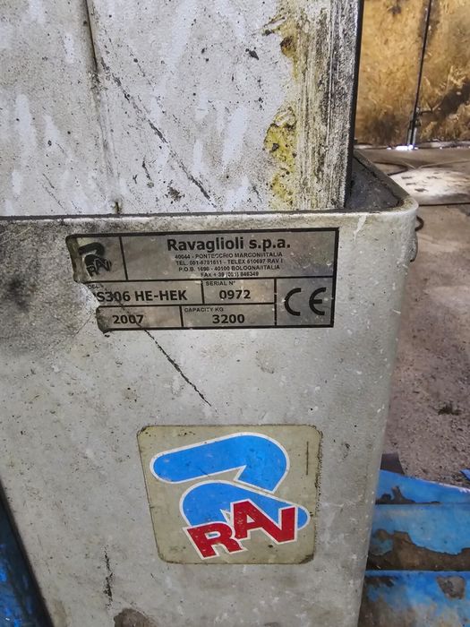 Подъемник автомобильный