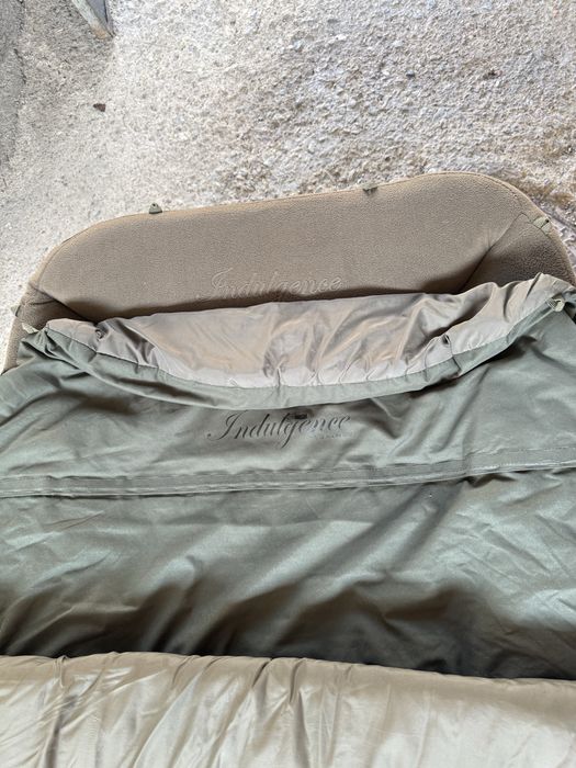 Pat + sac de dormit Nash Indulgence ss3 5 sezoane