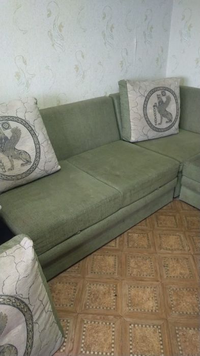 Диван даром самог