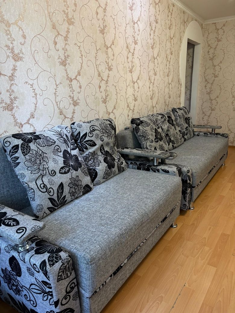 Продам диван с мини диваном