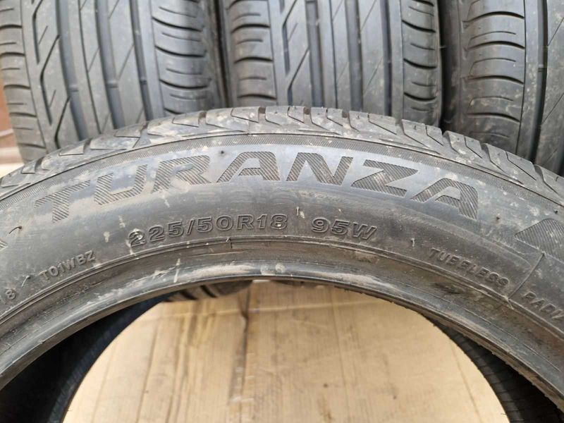 4 Bridgestone R18 225/50 Anvelope de vară runflat dot4118