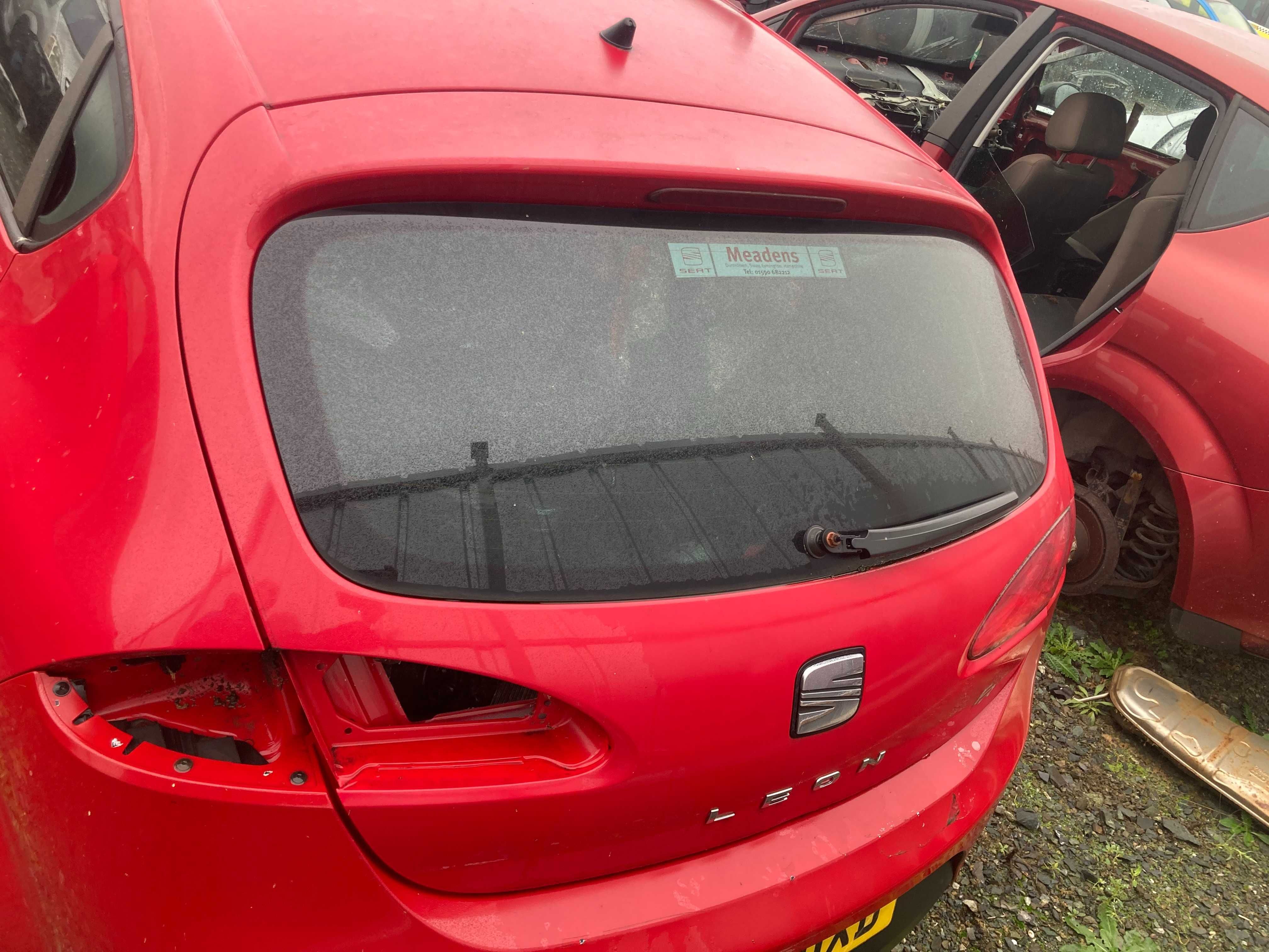 Заден капак сеат леон 1п seat leon 1p