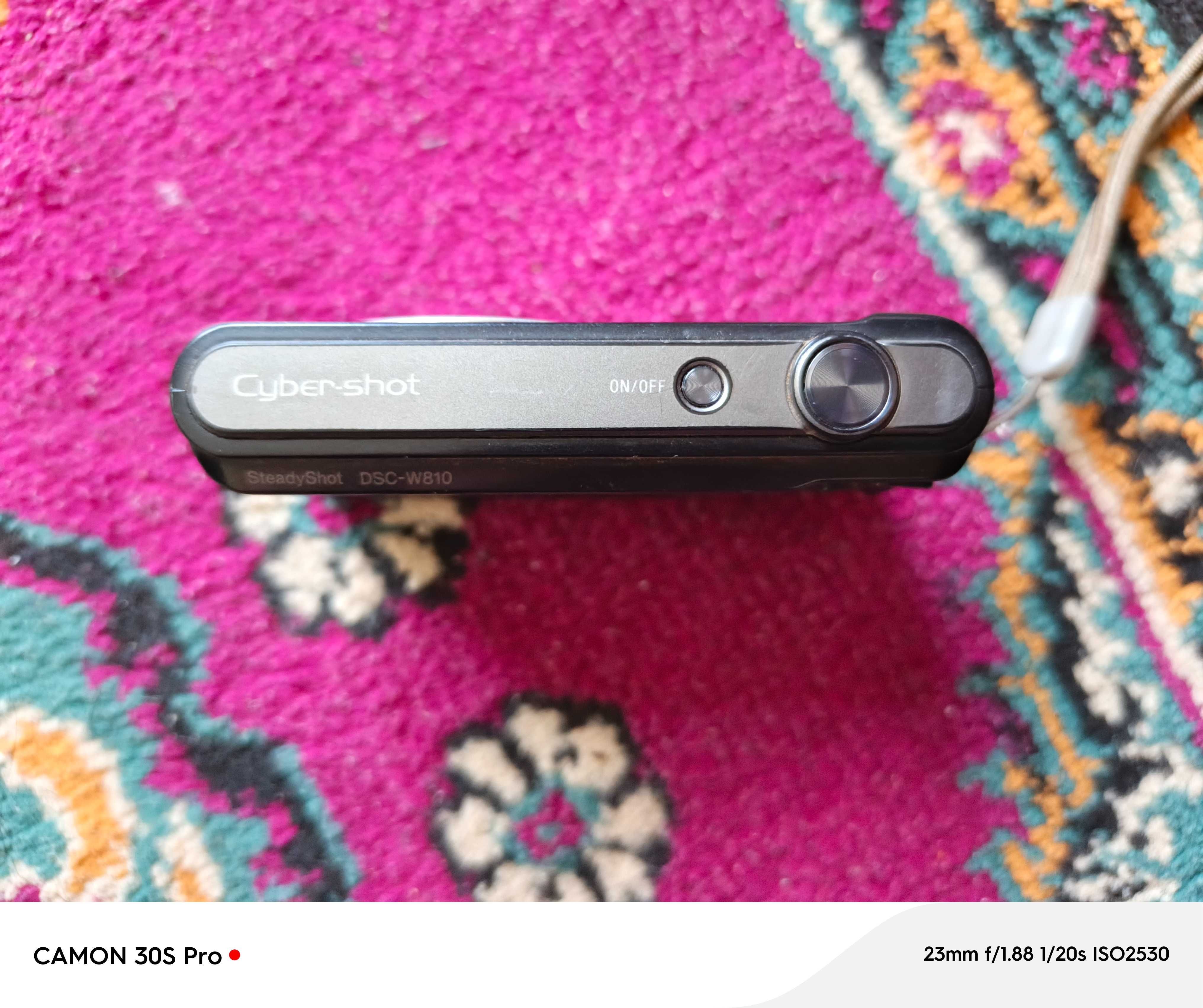 Sony foto video kamera sotiladi. Zaryadchik sotib olib ishlatsa boladi