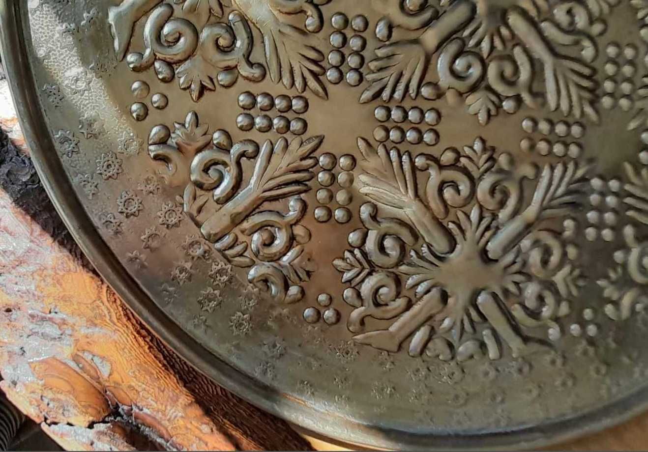 NOU - Tava decorativa / platou de servire metalic Morocco