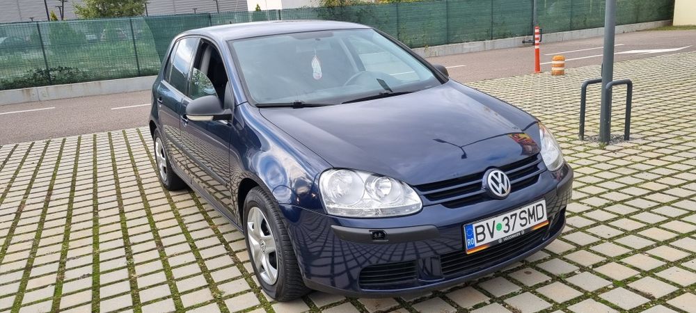 Vând Vw Golf 5 1.9 diesel