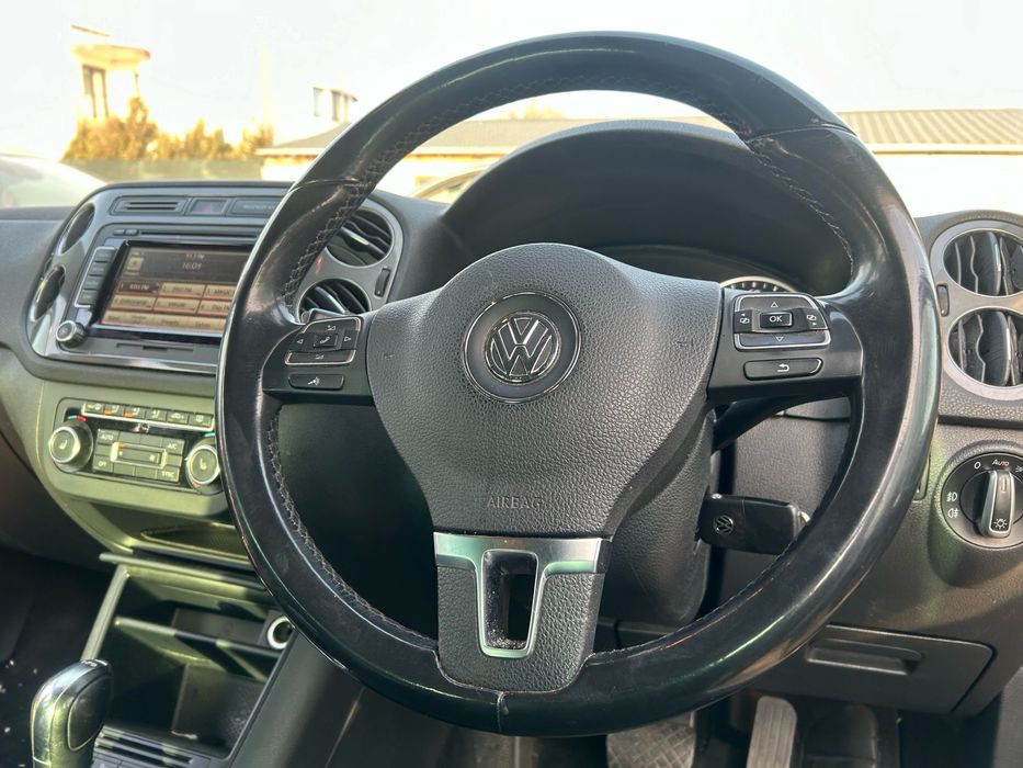 Volan cu comenzi Volkswagen Tiguan fară airbag 2012