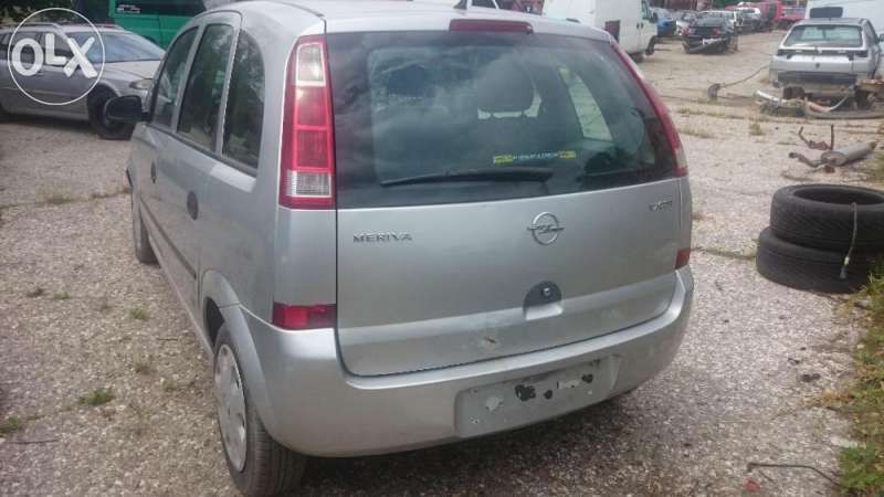 Opel Meriva 1.7 CDTI На части