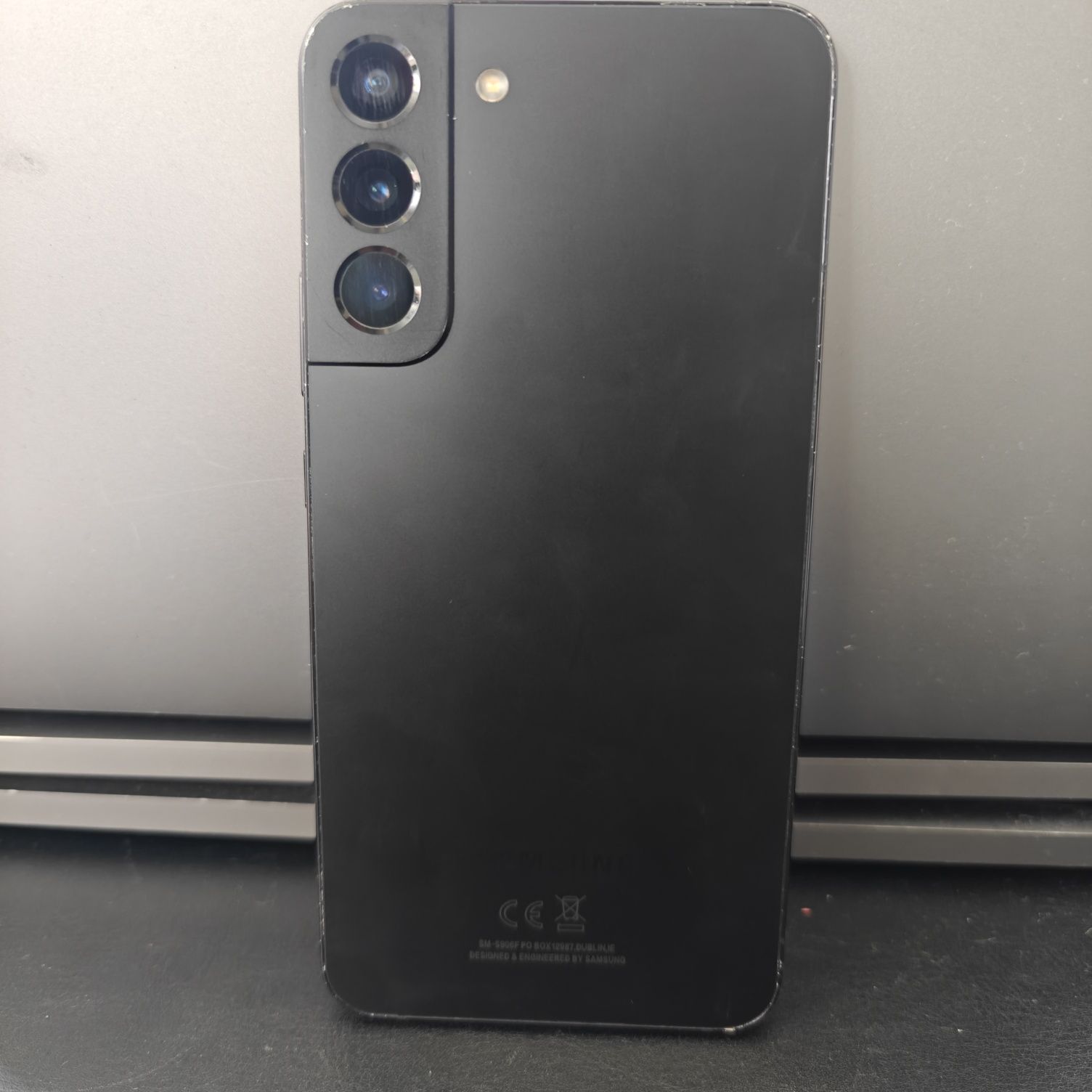 Продава Samsung S22+ /256 GB