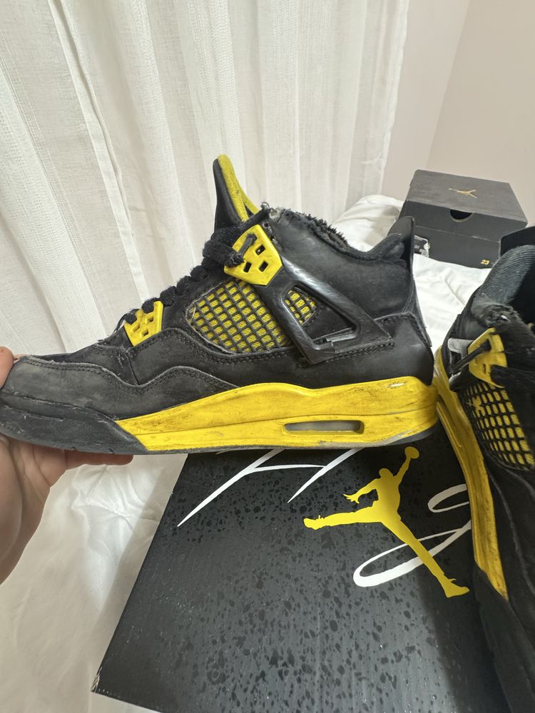 Air Jordan 4 Yellow Thunder (folositi)