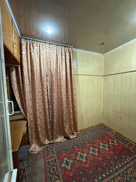 Кушбеги 1-2-5 Азия Маркет продаю свою квартиру улучшенка 38м2 с 2*3 б