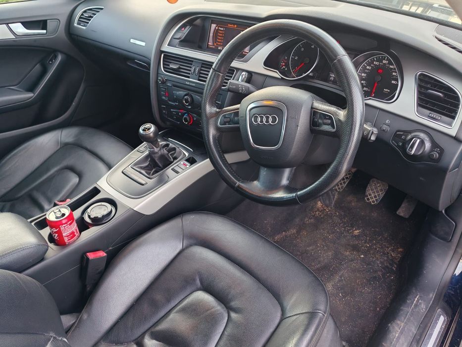 Audi a5 4 usi 2.0 manual