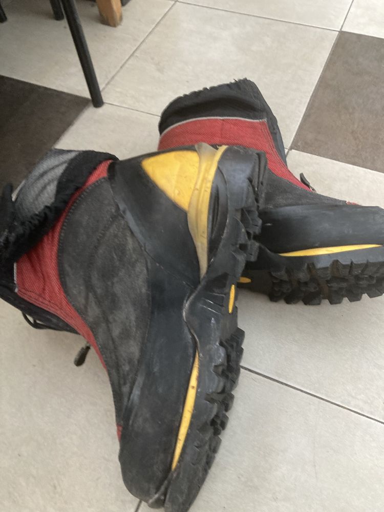туристически Scarpa подметка Vibram