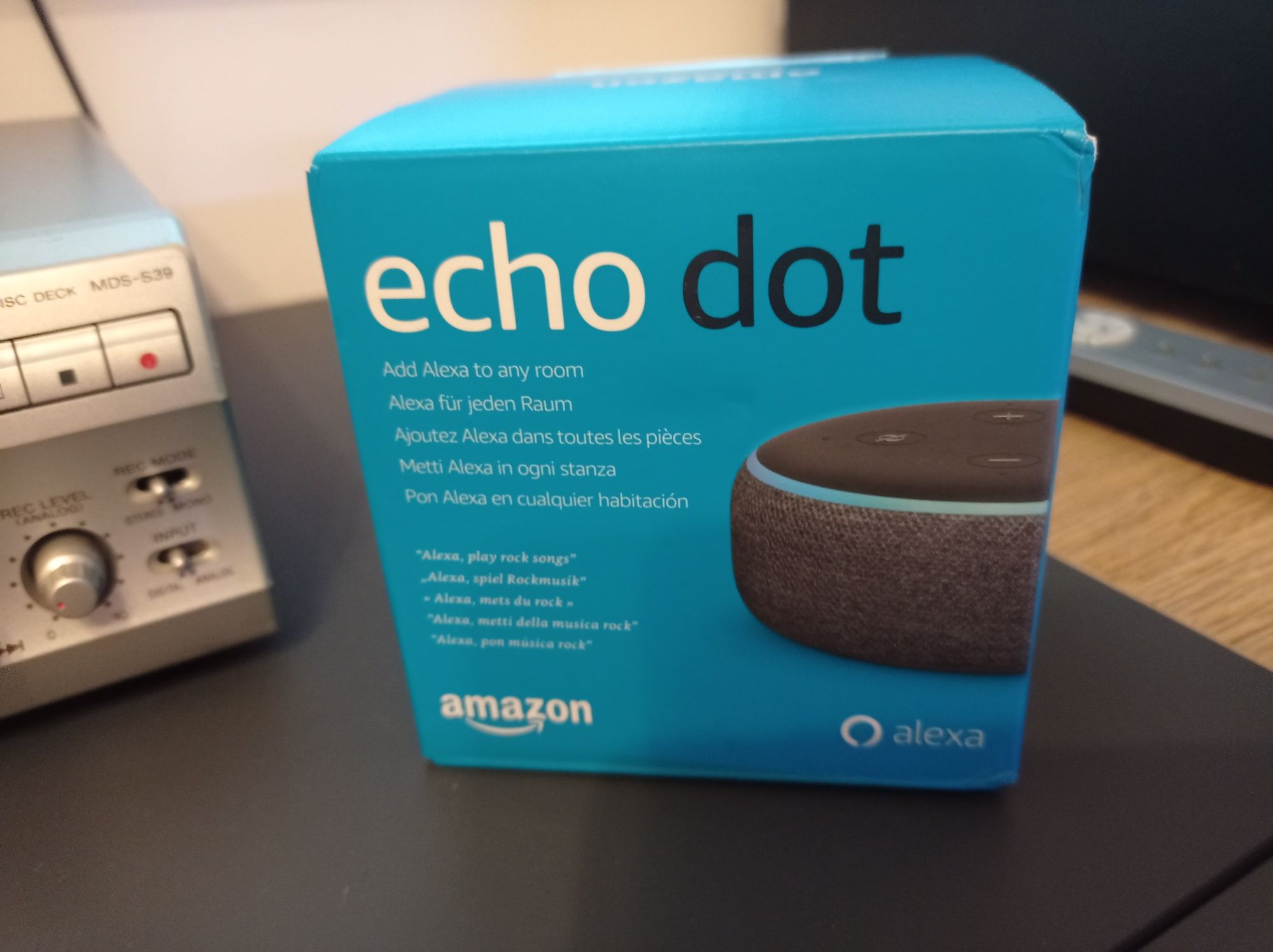 Alexa echo dot boxa internet smart