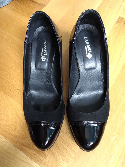 Дамски обувки от естествен велур и лак - Гарант - 37 размер