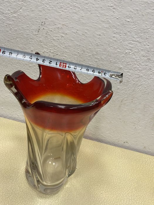 Голяма италианска ваза от духано стъкло