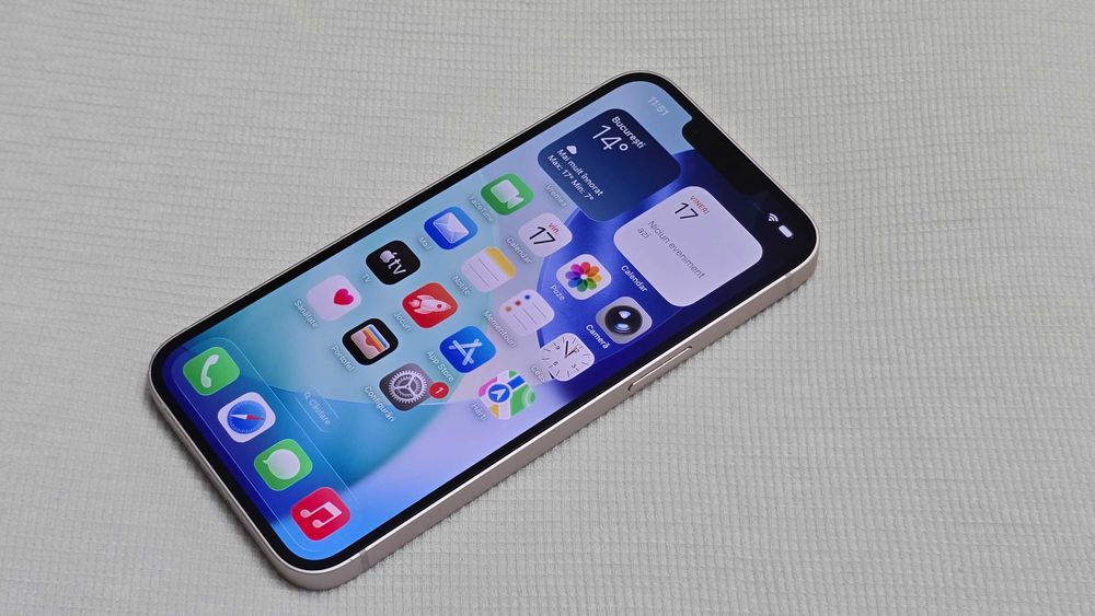 Iphone 13 10/10 roz (rar)