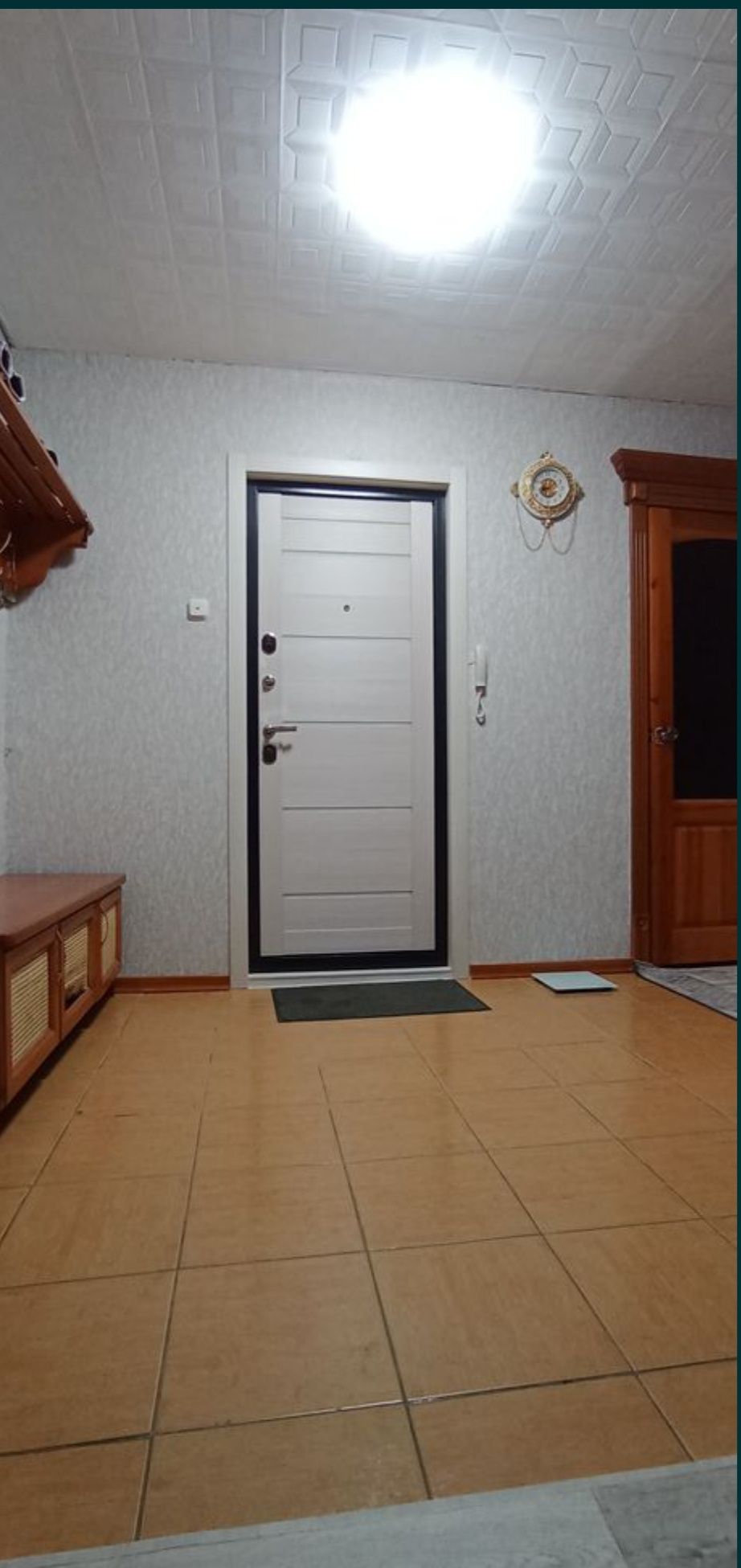 Продается 4-х комнатная улучшенная в Лисаковске