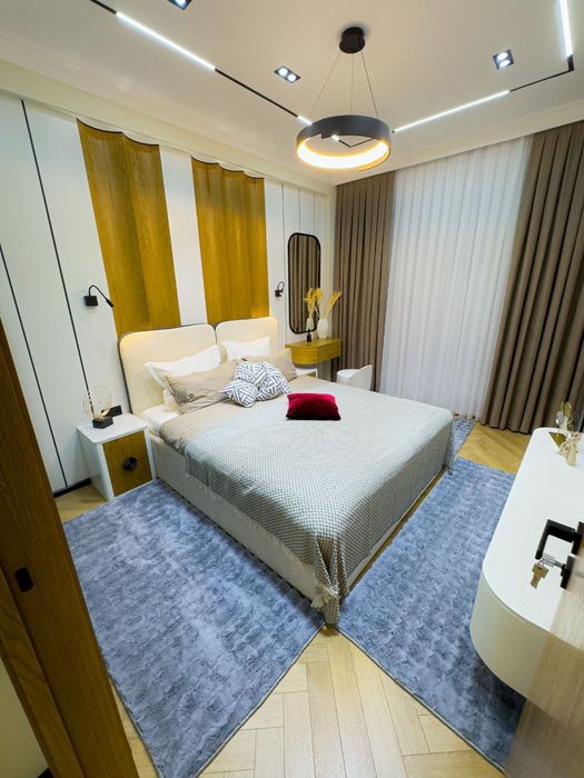 Продается 3х комнатная квартира в центре на Шота Руставели